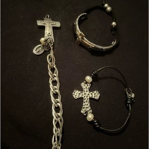 Set of 3 cross bracelets
